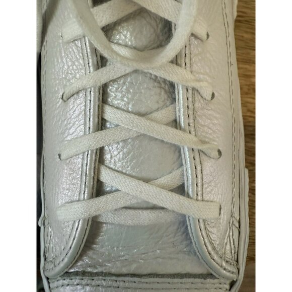 Converse Chuck Taylor All Star Hi White Leather Iridescent Unisex 9.5 ,M-557950C - Picture 11 of 16